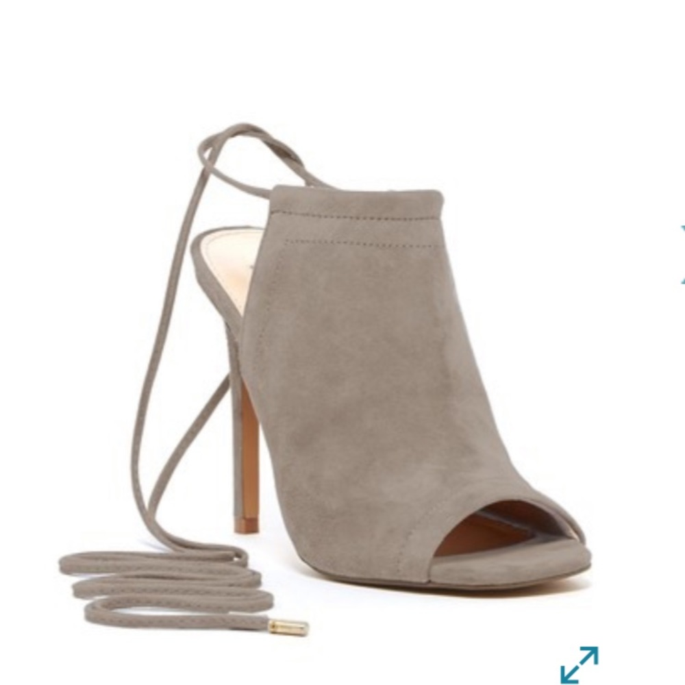 Steve Madden Streets open toe heels, sz. 8
